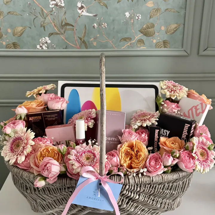 Large peach rose gift basket with beauty gifts